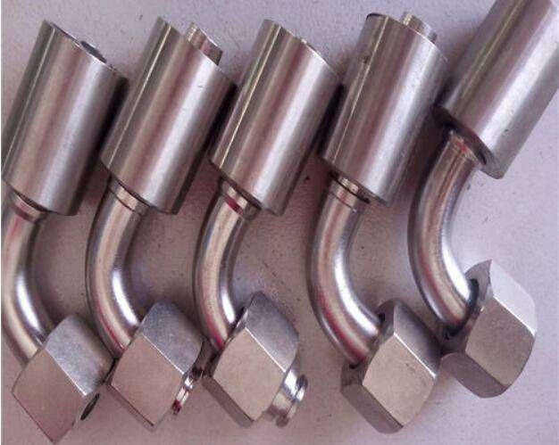 03232.jpg 液压管件接头